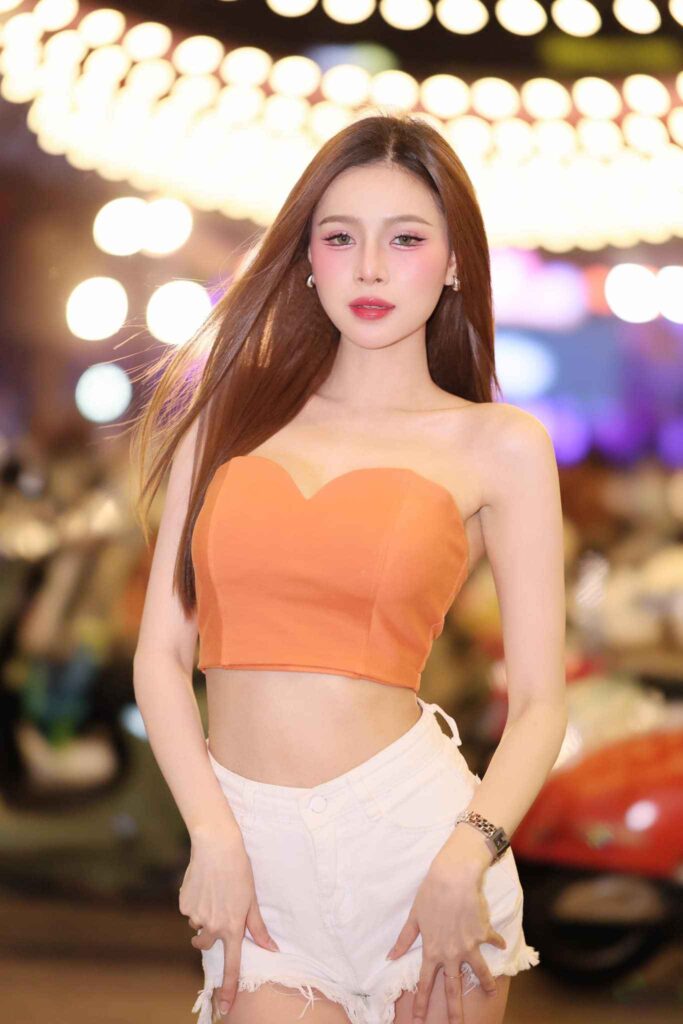 จุฑาทิพย์ ศรีโพธิ์ สาวสวย